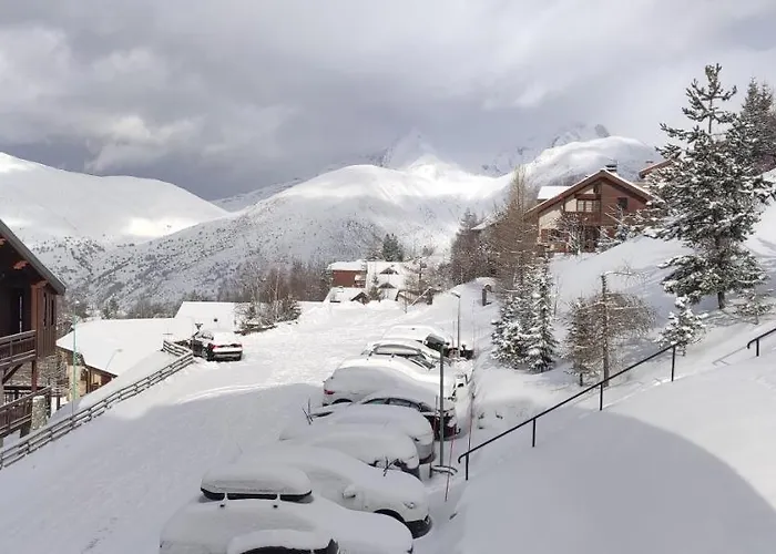 T2 Meublé Tourisme 3 Etoiles, Pied Des Pistes-parking Privé Avec Balcon Et Superbe Vue Appartement