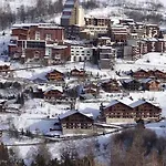 T2 Meuble Tourisme 3 Etoiles, Pied Des Pistes-parking Prive Avec Balcon Et Superbe Vue Apartment Les Deux Alpes