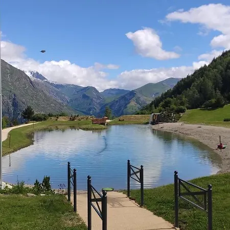 Apartment T2 Meuble Tourisme 3 Etoiles, Pied Des Pistes-parking Prive Avec Balcon Et Superbe Vue Les Deux Alpes