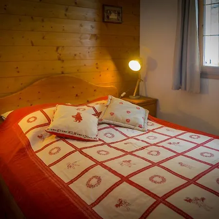 T2 Meuble Tourisme 3 Etoiles, Pied Des Pistes-parking Prive Avec Balcon Et Superbe Vue Appartement