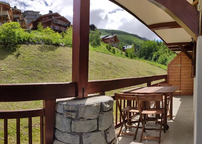 T2 Meuble Tourisme 3 Etoiles, Pied Des Pistes-parking Prive Avec Balcon Et Superbe Vue