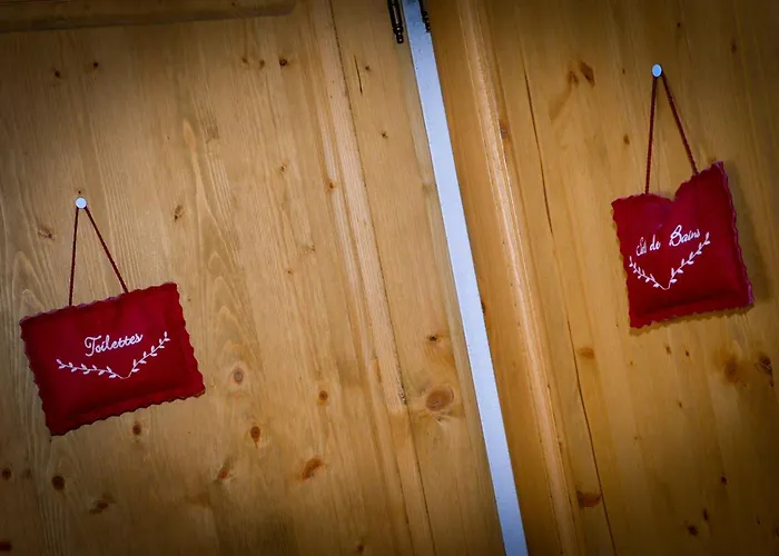 T2 Meuble Tourisme 3 Etoiles, Pied Des Pistes-parking Prive Avec Balcon Et Superbe Vue *