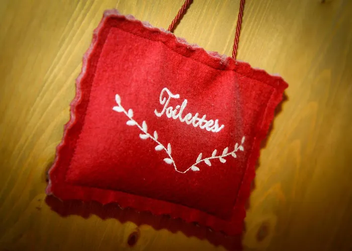 T2 Meuble Tourisme 3 Etoiles, Pied Des Pistes-parking Prive Avec Balcon Et Superbe Vue * Ле дез Альп